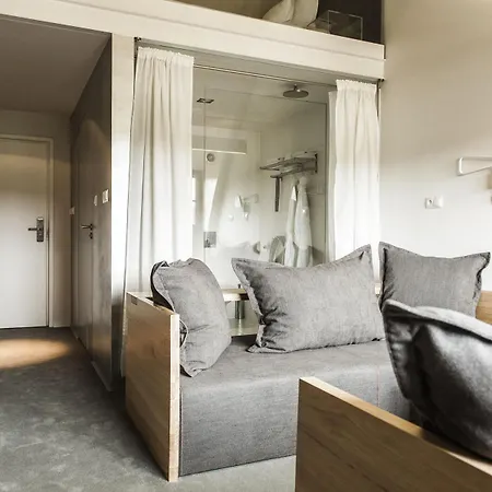 호텔 Hot_elarnia &